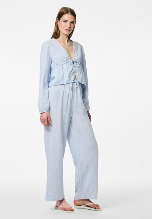 Actual product image Pieces PCSASTINA HW Musselin Hose mit weitem Bein (L)