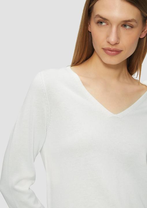 Actual product image S.Oliver Strickpullover Feinstrickpullover mit V-Ausschnitt und Rollkante am Saum (42)