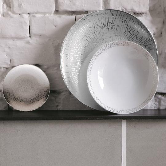Actual product image Rosenthal Piatto 33 cm - TAC Gropius Skin Platinum (1 x, 33 cm)