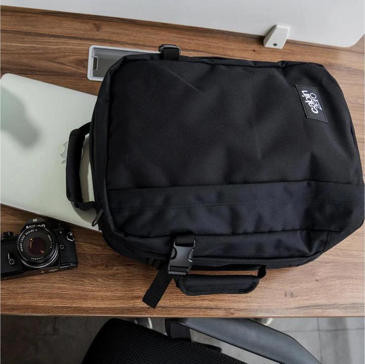Actual product image Cabin zero Classic 28L backpack 39 cm laptop compartment (28 l)