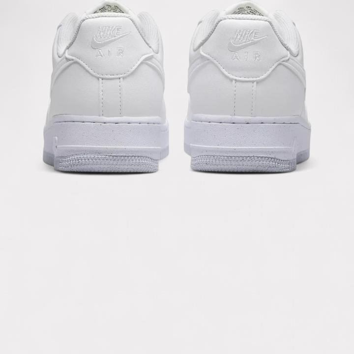 Produktbild Nike AIR FORCE 1 07 DAMEN (42)