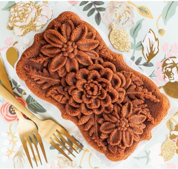 Produktbild Nordic Ware Wildflower Loaf Pan