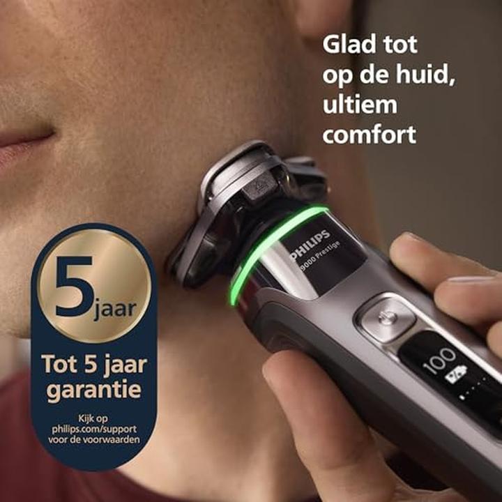 Actual product image Philips i9000 Prestige XP9202/30 Electric wet and dry shaver with SkinIQ (XP9202/30)