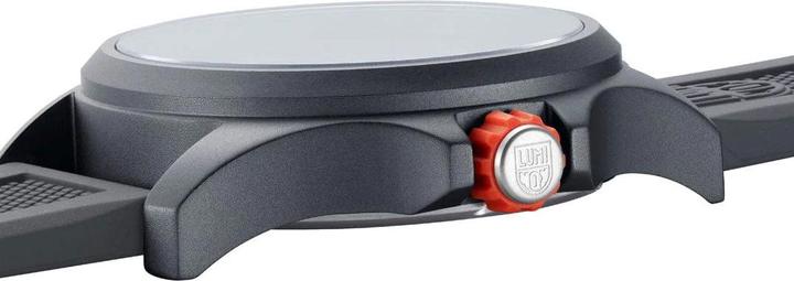 Actual product image Luminox Bear Grylls Survival 3710 Land Series (Swiss made, 43 mm)