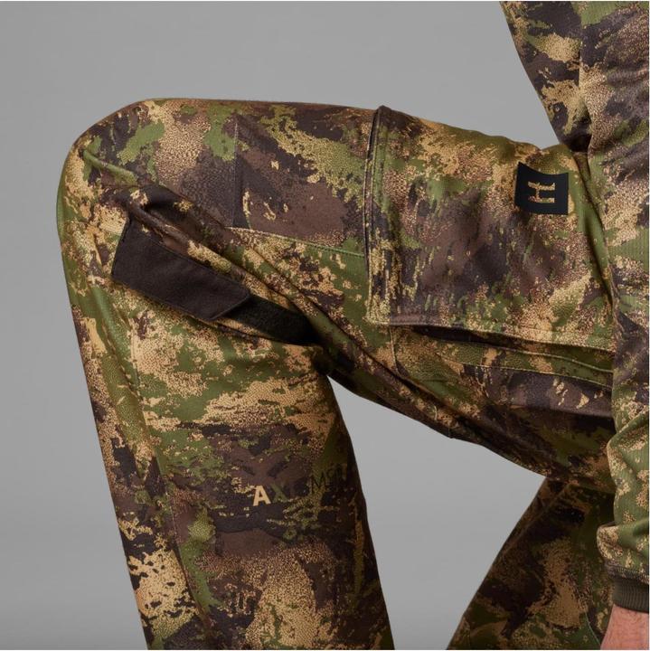 Actual product image Härkila Deer Stalker camo HWS trousers (48)