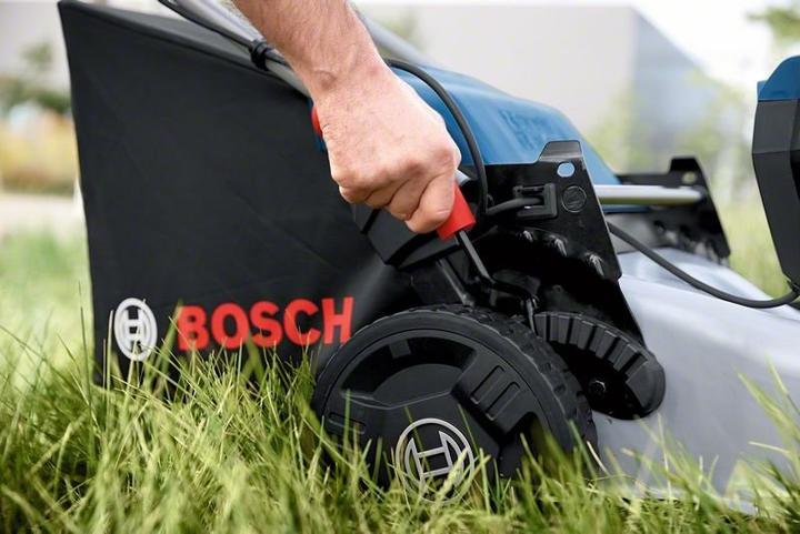 Actual product image Bosch Professional Cordless lawn mower (Rechargeable battery operated)