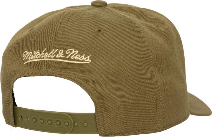 Actual product image Mitchell & Ness Snapback Pro Crown Cap - Milwaukee Bucks (One size)