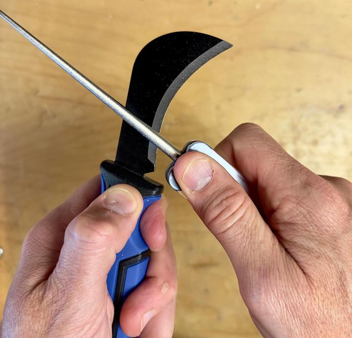Actual product image DMT Diafold Serrated Knife Sharpener