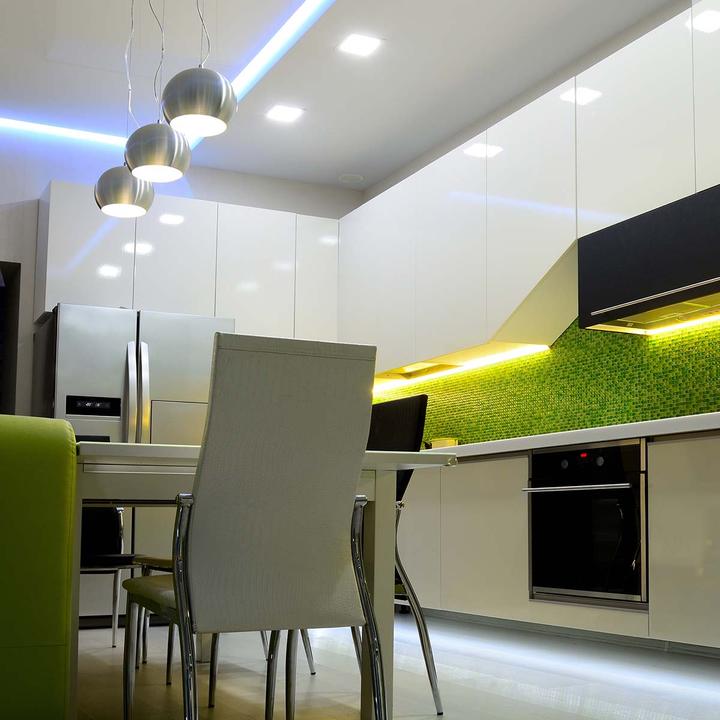 Produktbild Nedis Smartlife Full Color LED-Streifen WIFILS51CRGB WLAN Mehrfarbig 5000 mm IP65 700 lm (500 cm, Indoor)