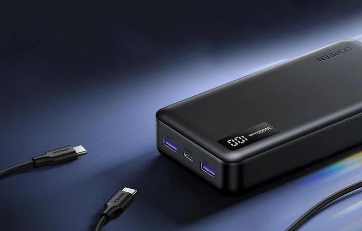 Actual product image Ugreen Two-Way Power Bank (20000 mAh, 20 W, 74 Wh)