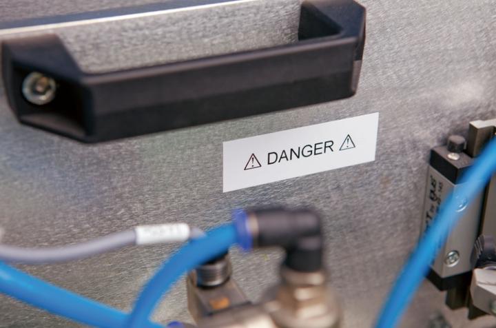 Actual product image Dymo Rhino 5200 Kit Labelling machine (180 dpi)