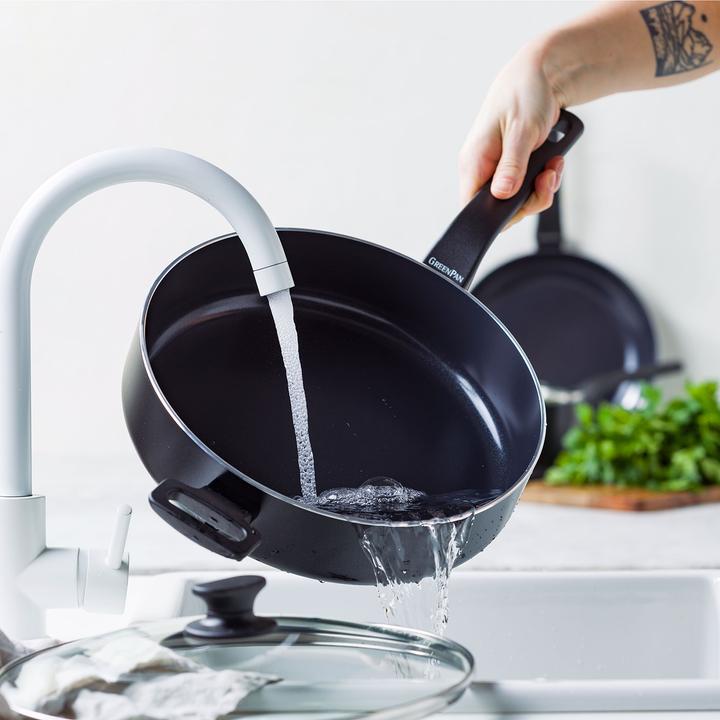 Actual product image Greenpan Essence (Casserole + Stewpot, Frying pan, Aluminium, 28 x 55.70 cm)