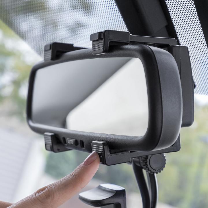 Actual product image InnovaGoods Mobile phone holder for the car - for rear-view mirrors