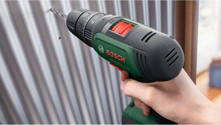 Actual product image Bosch Home & Garden Universal Impact 18V (Rechargeable battery operated)