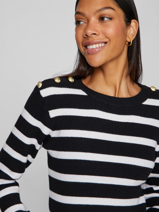 Actual product image Vila Round neck top with long sleeves (M)