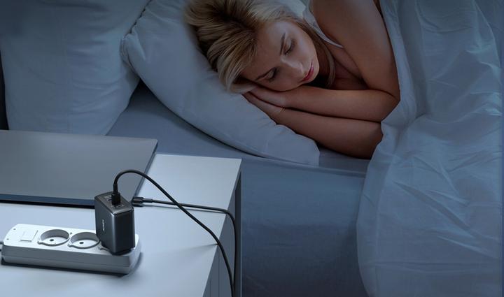 Image du produit Aukey OmniaMix II (65 W, 3 ports)