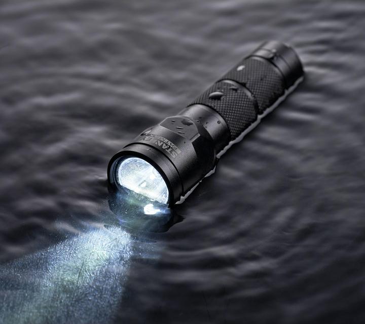 Produktbild Stanley FatMax AluminiumStablampe 3AAA (22 cm, 120 lm)