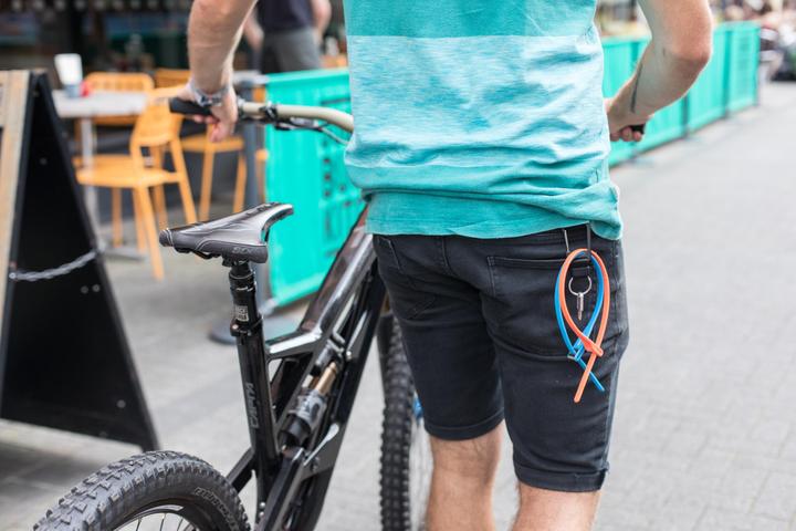 Actual product image HipLok Z Locomotive (40 cm)