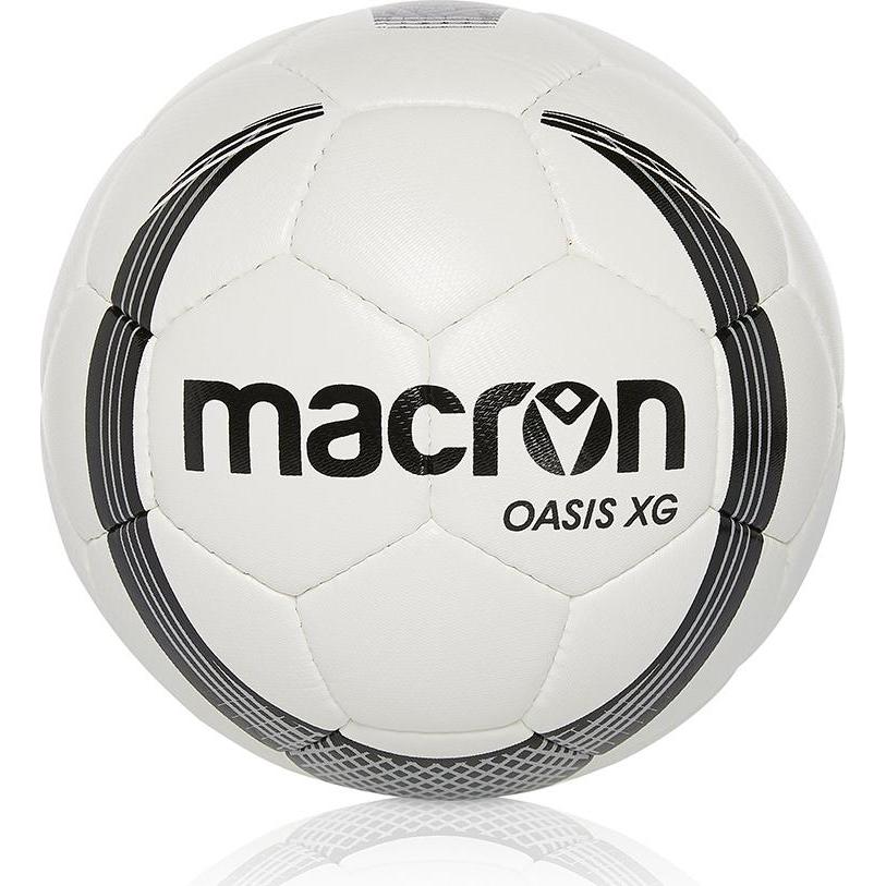 Macron, Fussball