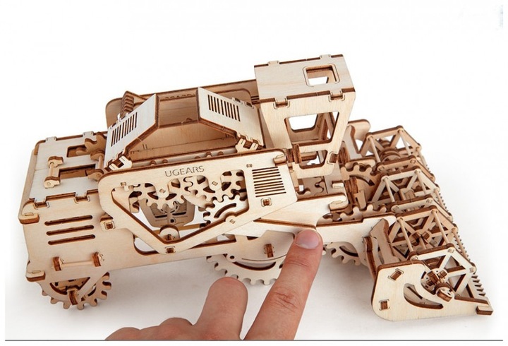 Produktbild Ugears Mähdrescher