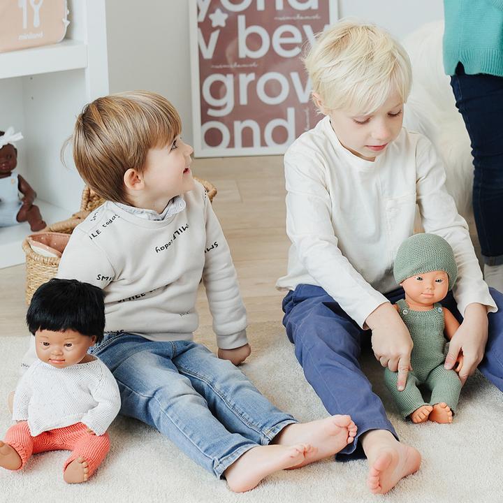 Produktbild Miniland Kleiderset Strick Latzhose&Mütze