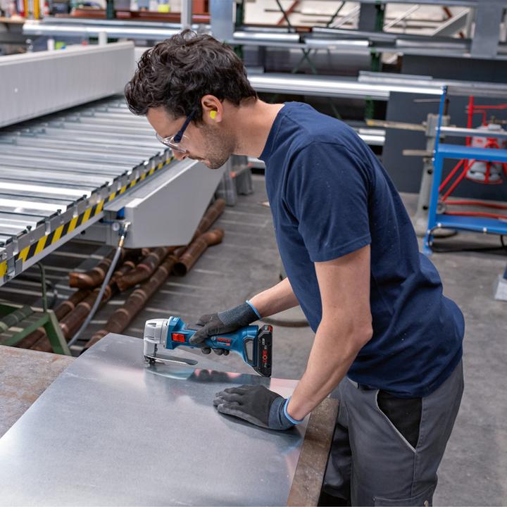 Actual product image Bosch Professional GSC 18V-16 E