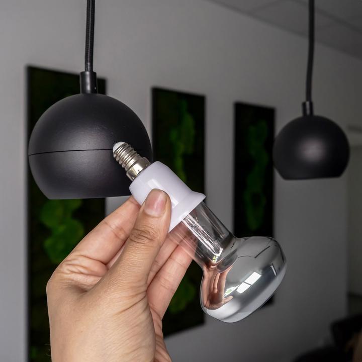 Image du produit Intirilife Adaptateur de culot d'ampoule E14 vers E27