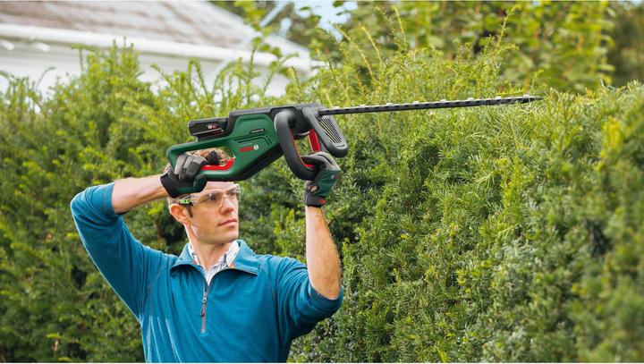 Produktbild Bosch Home & Garden UniversalHedgeCut 18V-50 (Akkubetrieb)