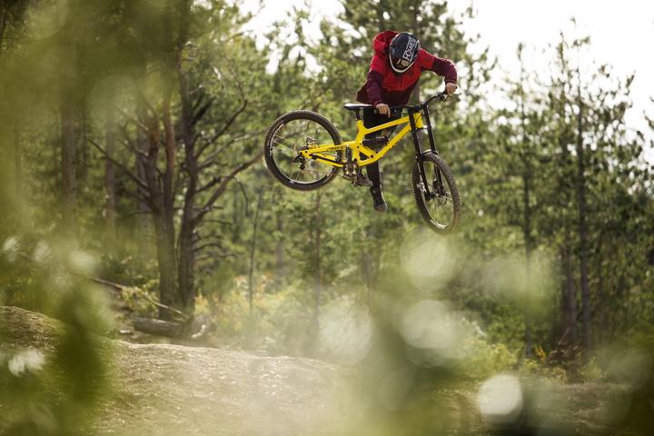 Actual product image Commencal Furious Origin (40 cm)