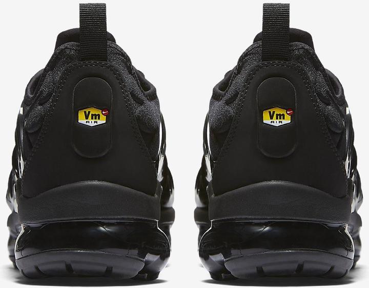 Produktbild Nike Air VaporMax Plus (42)
