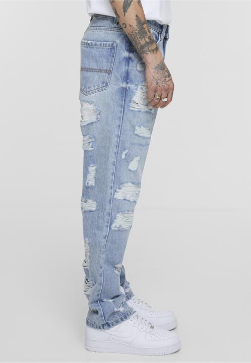 Actual product image Urban Classics Heavy Ounce Straight Fit Heavy Destroyed Jeans - 167177 (L)