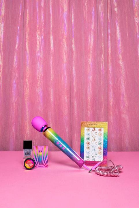 Actual product image Le Wand Rainbow Ombre Petite Massager