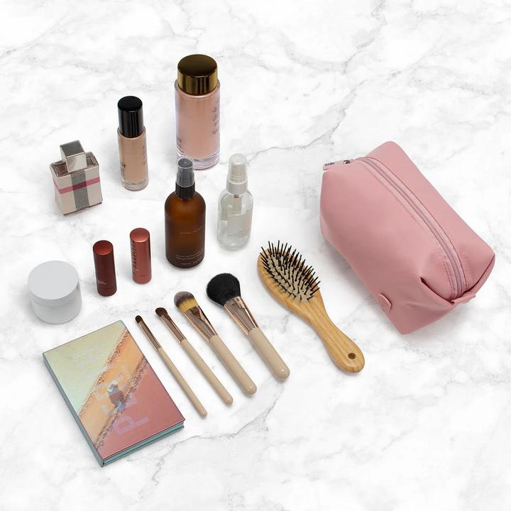 Actual product image Heys Basic Makeup Bag, pink