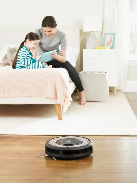 Actual product image iRobot Roomba e5152 (Robot vacuum)