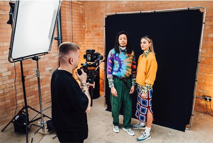 Produktbild Manfrotto EzyFrame Black (200 cm)