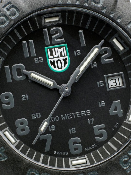 Actual product image Luminox X2.2072 Sea Lion men's watch unisex watch 37mm 10ATM (Rotating bezel left, Swiss made, Diving watch)