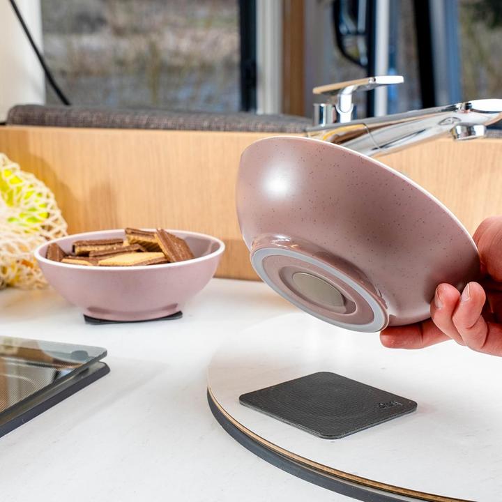 Actual product image Silwy Magnetic Dinnerware Set