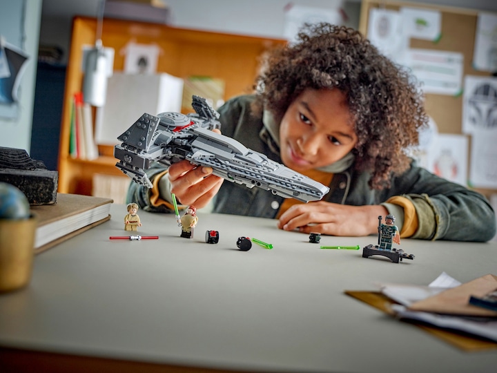 Actual product image LEGO Darth Mauls Sith Infiltrator (75383, LEGO Star Wars)