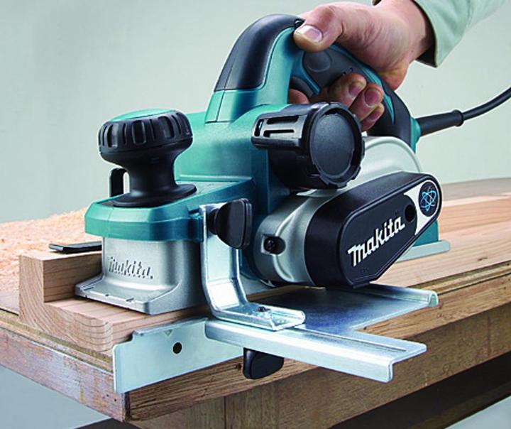 Productafbeelding Makita Eenhandige sponningschaaf KP 0810 CJ