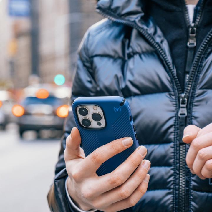 Produktbild speck Presidio2 Grip (Apple iPhone 14 Plus, Apple iPhone 15 Plus)