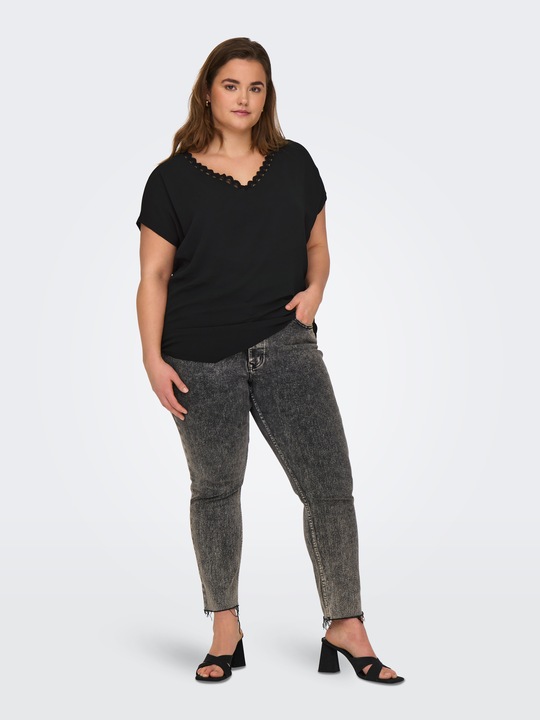 Produktbild Only Normal geschnitten V-Ausschnitt Curve Top T-shirt (M)