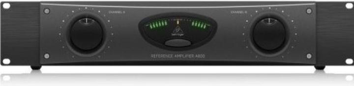 Behringer A800 klasse D-versterker