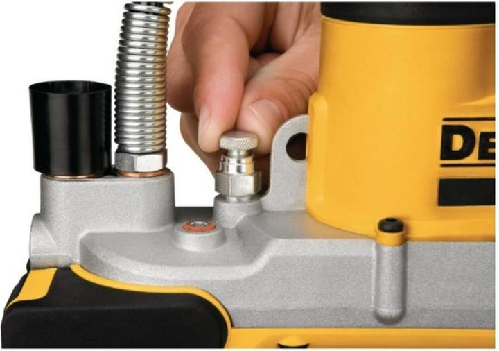 Image du produit DeWalt Pompe à graisse à batterie DCGG571M1-QW