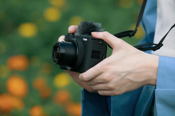 Immagine prodotto Canon PowerShot V1 (16 - 50 mm, 22 Mpx, 1/4")
