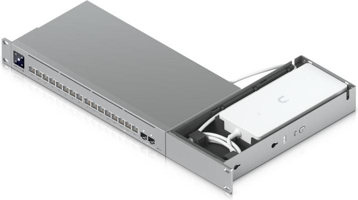 Immagine prodotto Ubiquiti Kit di montaggio UACC-PRO-MAX-16-RM per USW-PRO-MAX-16/POE (Kit di montaggio)