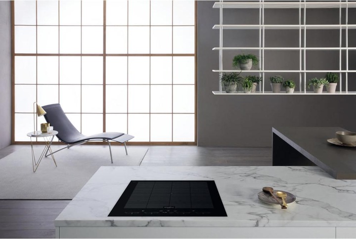 Actual product image Whirlpool SMO 658C/NE