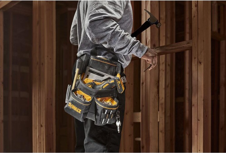 Produktbild DeWalt DWST 40201-1 PRO Handwerkergürtel mit 13 Taschen 132 x 11 x 40 cm