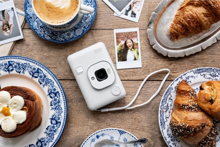 Actual product image Fujifilm Instax mini LiPlay