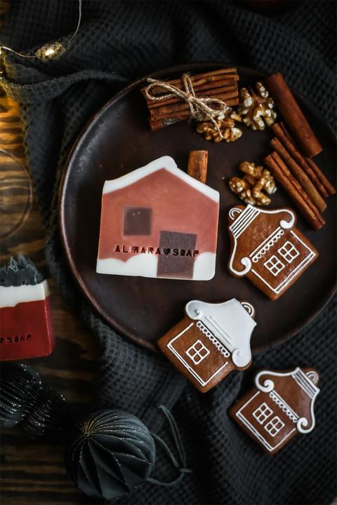 Actual product image Almara Soap Gingerbread Handmade Soap (Device)