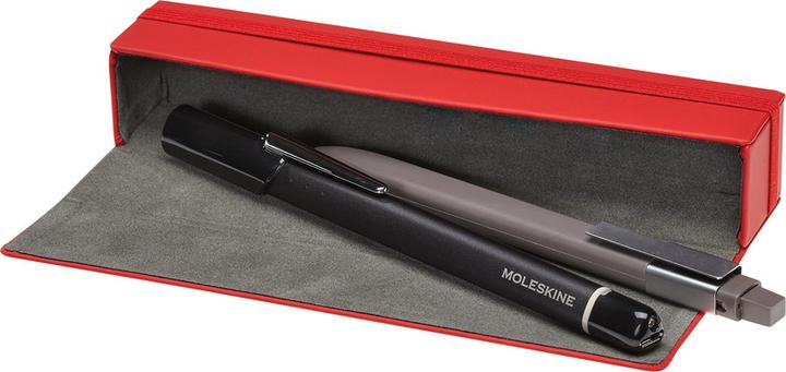 Actual product image Moleskine Writing utensil case